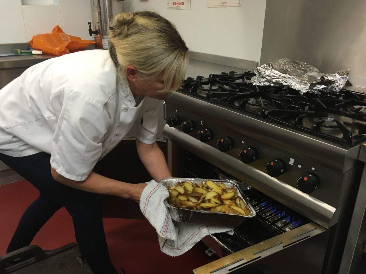 Tandoori potato wedges going into the oven!