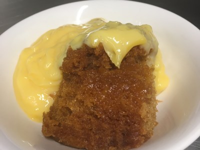 Steamed Syrup Sponge Pudding and Custard