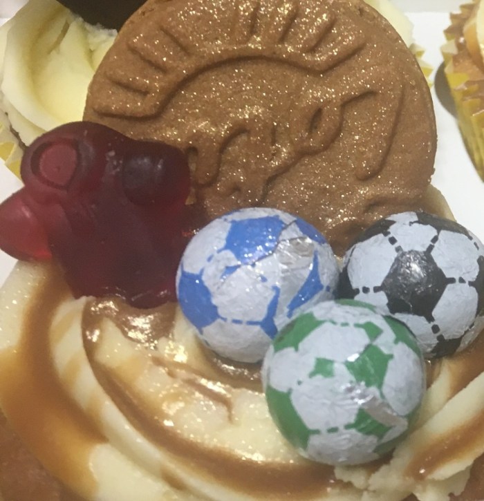 Football cup cakes